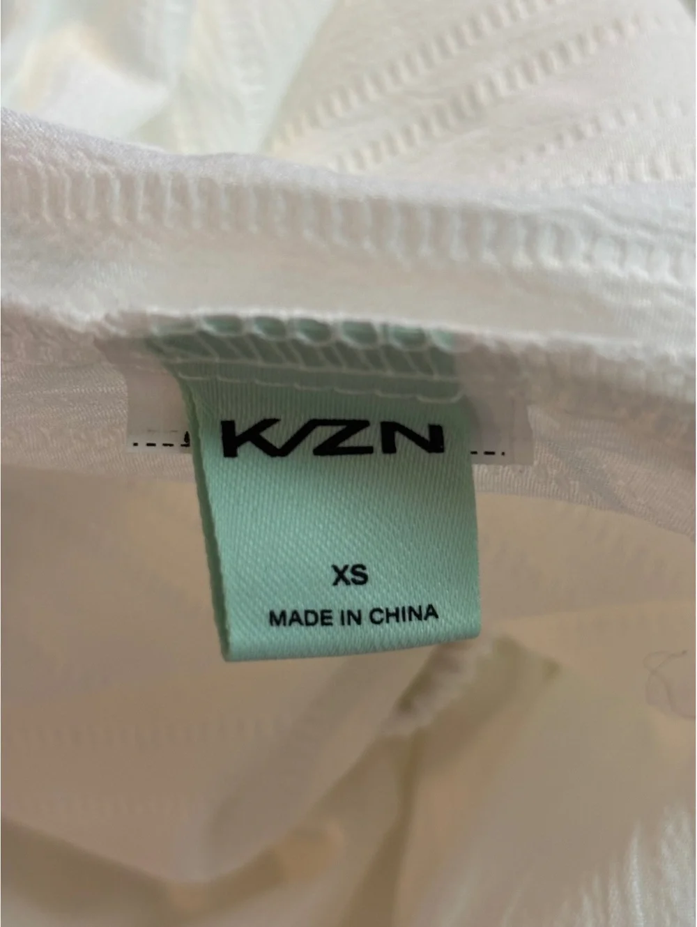 KZN Women's White Textured Balloon Pants XS